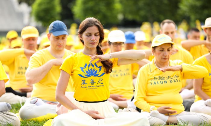Falun-Gong-DC-9-700x420.jpg