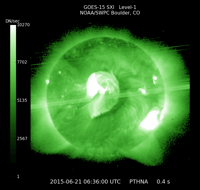 El visto desde el aspecto de luz ultravioleta, el 21 de junio a las 6:36, hora UTC. ( GOES/NOAA)