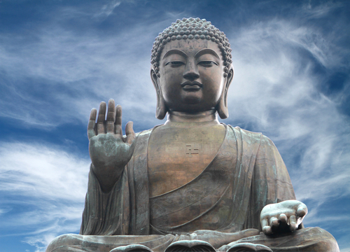  El Buda Tian Tan en Hong Kong. (Shutterstock)